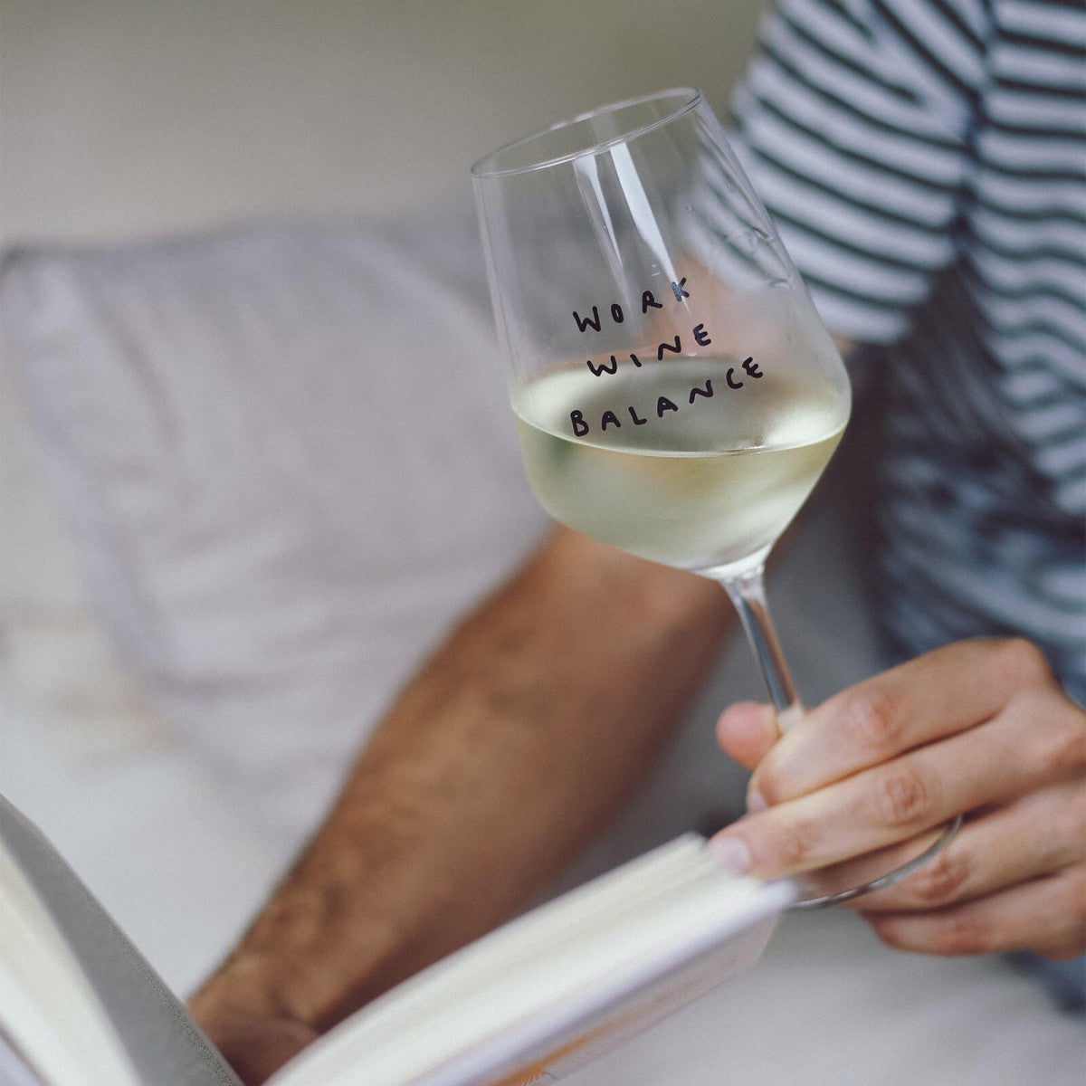 HOLY APEROLY -  Glas "Work wine balance" - Oosterlinck