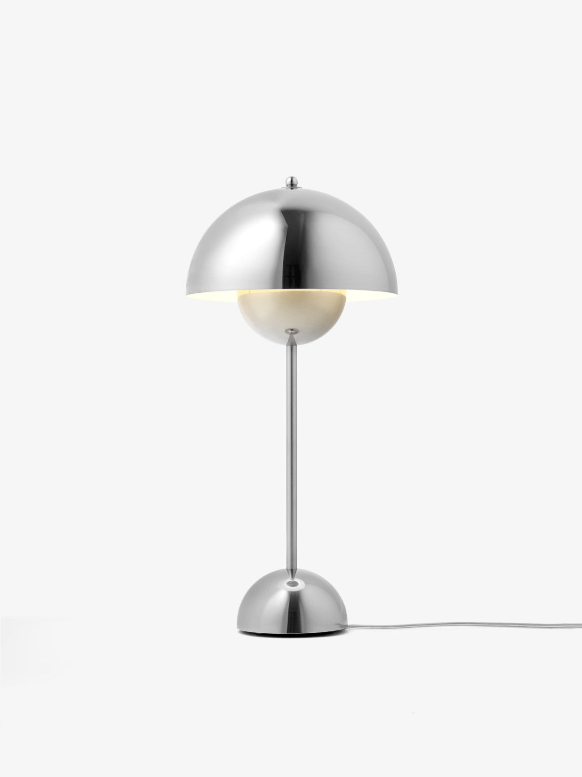 &Tradition  Flowerpot bureaulamp VP3 - Oosterlinck
