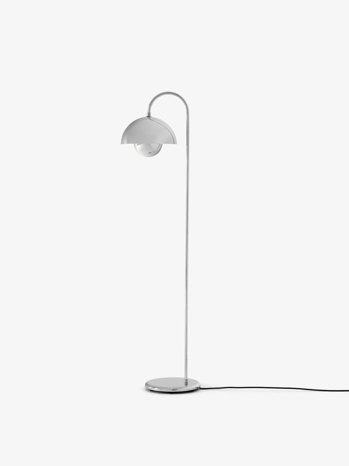 &Tradition  Flowerpot Floor Lamp VP12 - Oosterlinck