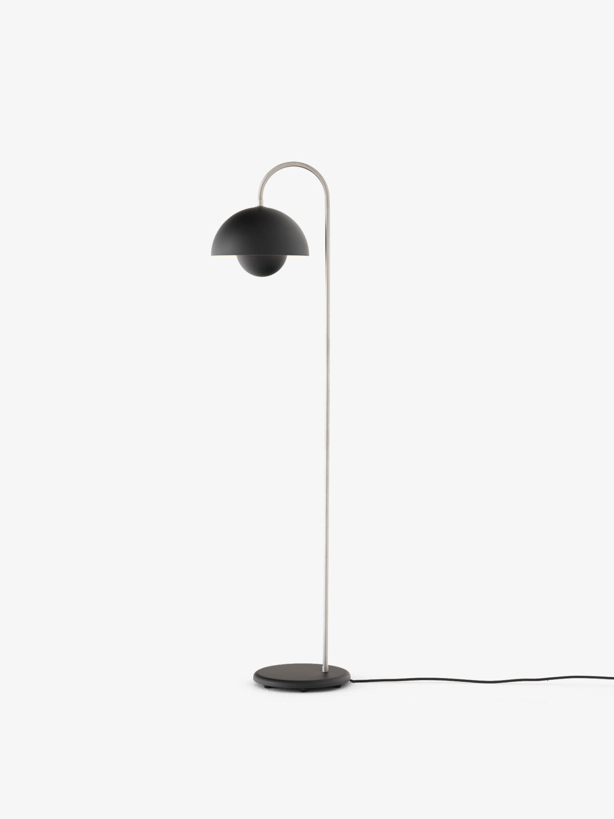 &Tradition  Flowerpot Floor Lamp VP12 - Oosterlinck