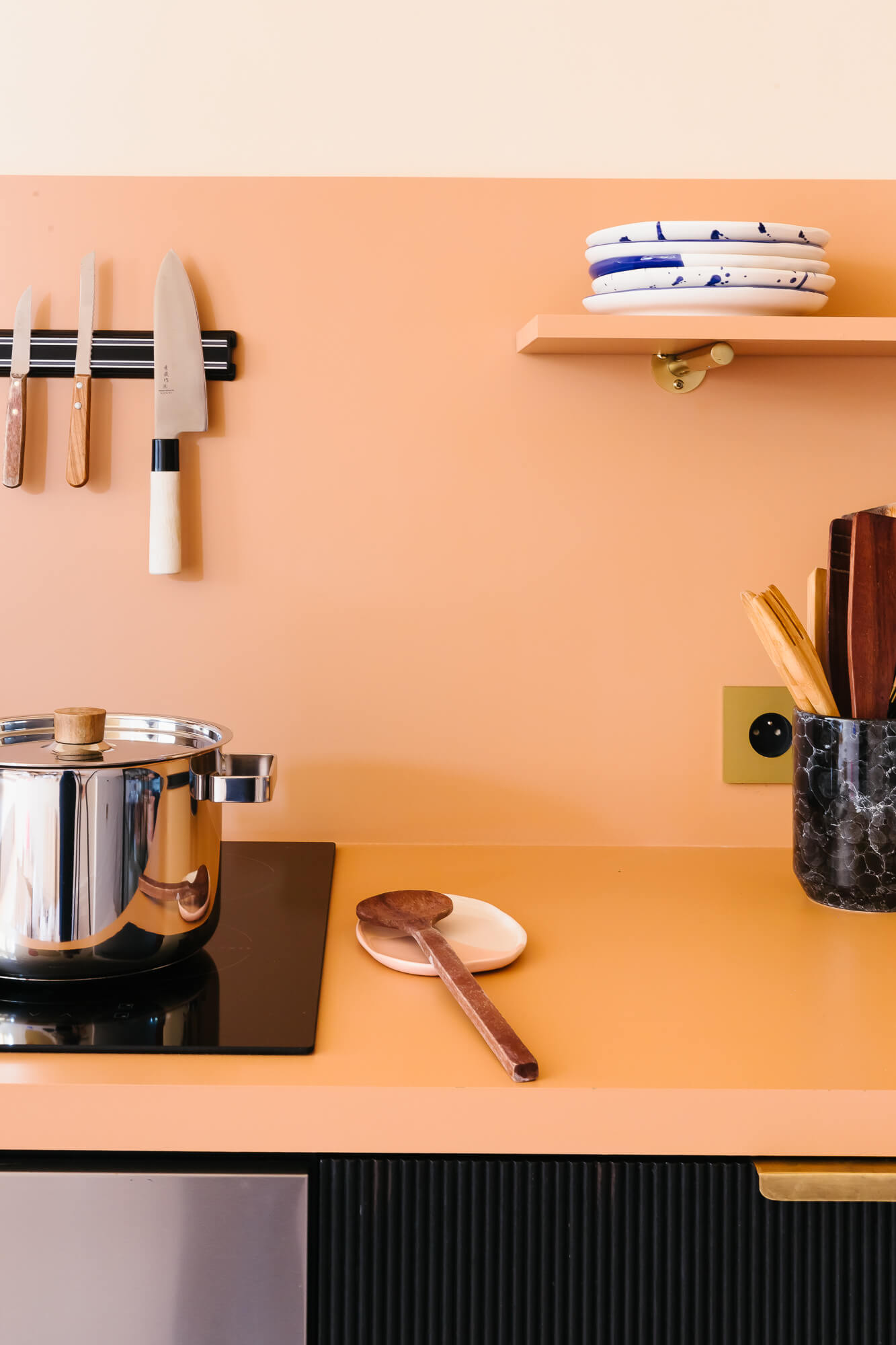 Val Pottery Sluggish Spoon - verschillende kleuren - Oosterlinck