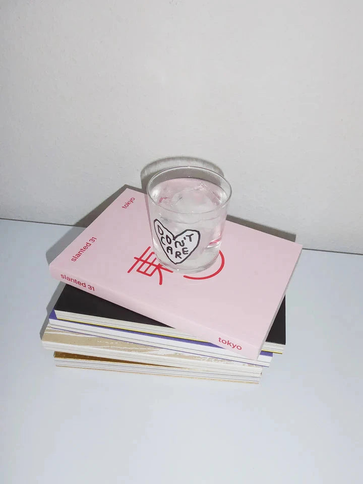 Yahya Studio   Glas  Don't care - Oosterlinck