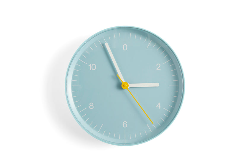 Hay Wall Clock - Verschillende kleuren - Oosterlinck