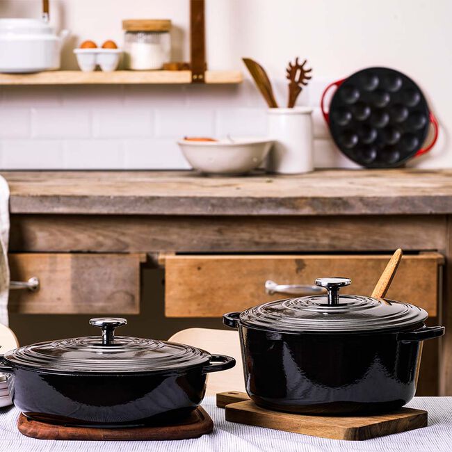 Bourgogne lage braadpan 28cm (zwart of rood) - Oosterlinck