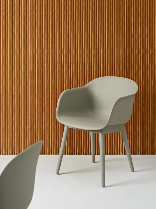 Muuto Fiber Armchair - Wood Base - Oosterlinck