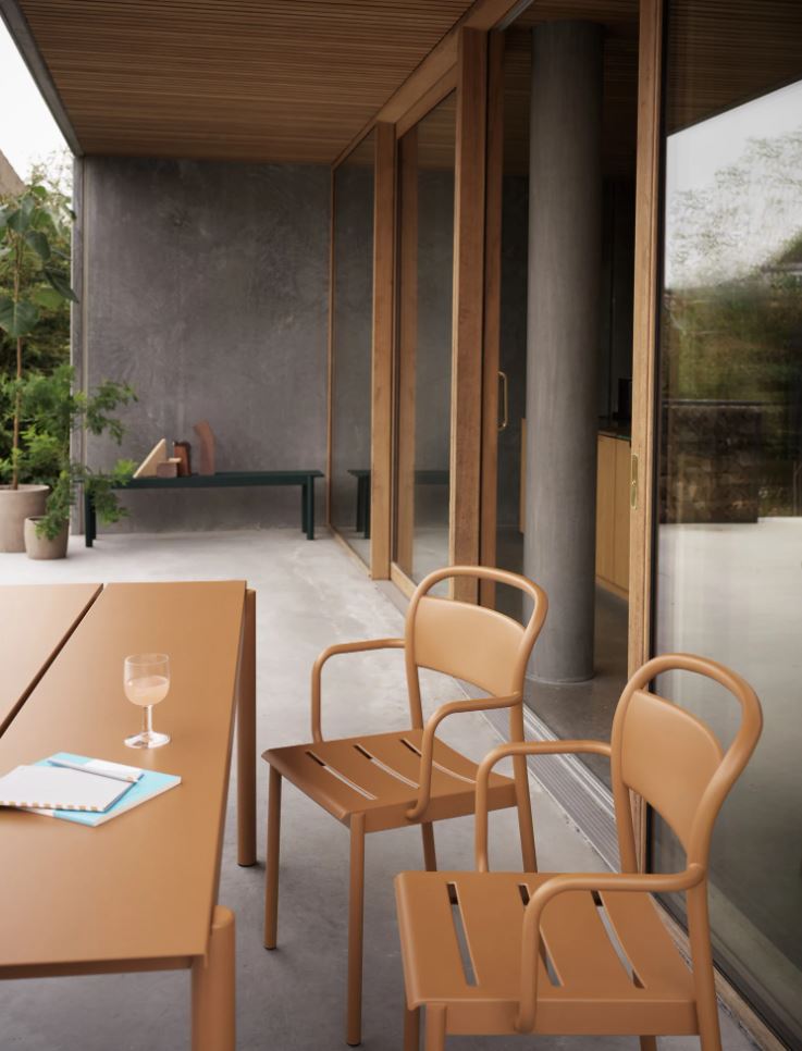 Muuto Linear Steel Table - verschillende varianten - Oosterlinck