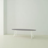Studio Henk Butterfly tafel ovaal HPL verjongd - wit onderstel - alle formaten - Oosterlinck